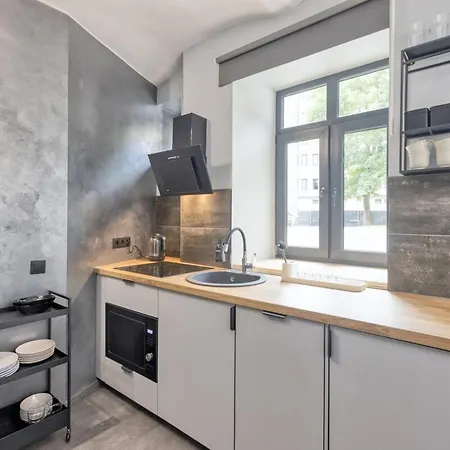 Apartamento Cozy Designer Flat - Free Parking & Sauna