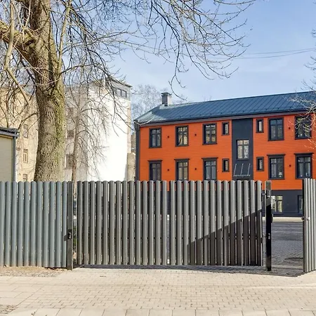 Cozy Designer Flat - Free Parking & Sauna * Riga